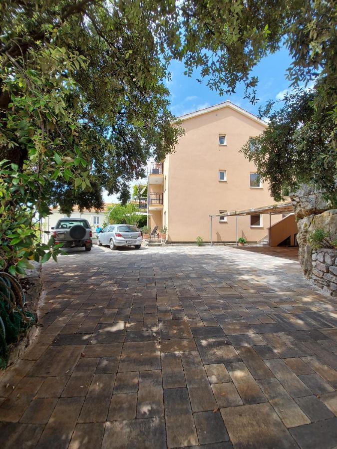 Sea & Honey Krk Town Exterior foto