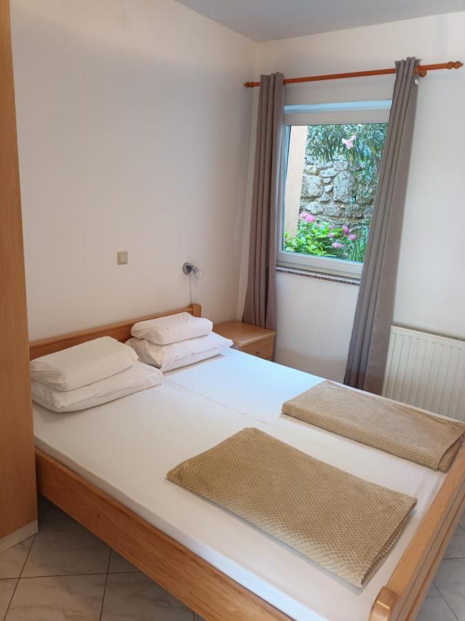 Sea & Honey Krk Town Exterior foto